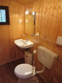 G&auml;ste-WC in der H&uuml;tte